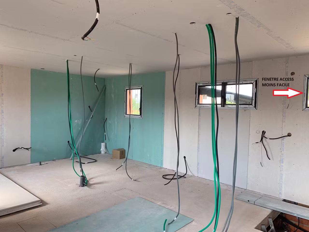 maison en fin de chantier avant l'arrivée de l'équipe de nettoyage